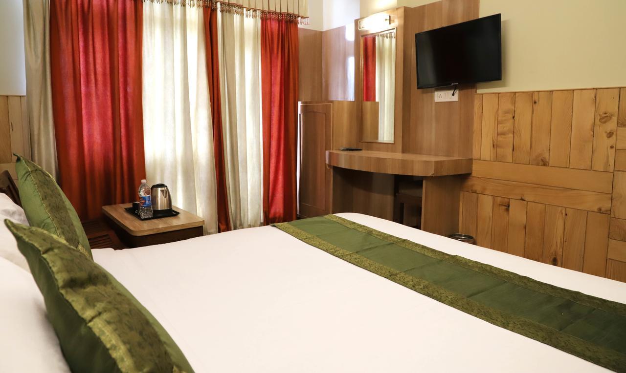 Oyo 22075 Hotel Bali Palace Katra  Exterior photo